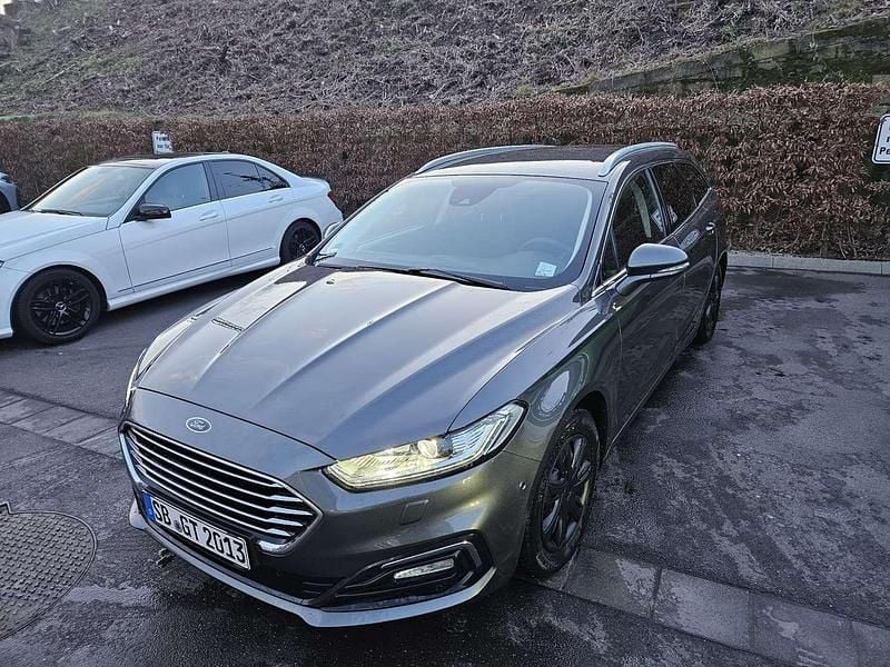 Gebraucht 2019 Ford Mondeo Titanium Kombi | 15.900 € (Etwas zu teuer) - Bild 1/4