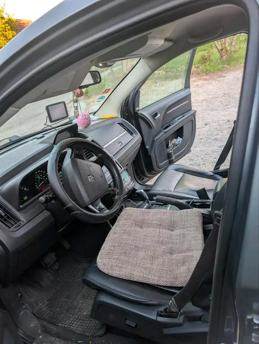 Gebraucht Dodge Journey 140 PS (102 kW) 2010 Andere farben SUV