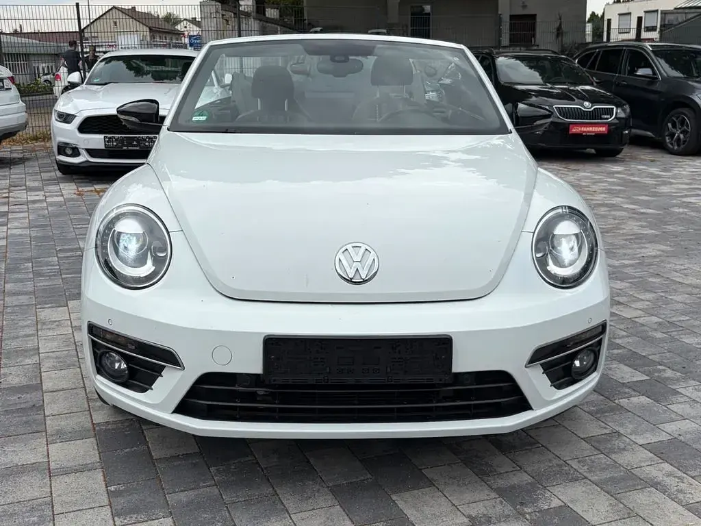 Gebraucht VW Beetle Cabriolet CLUB 150 PS (110 kW) 2016 Pure white Cabrio