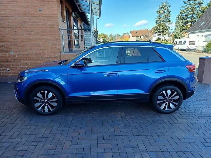 Gebraucht VW T-Roc 150 PS (110 kW) 2024 Blau SUV