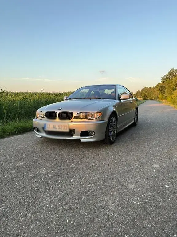 Gebraucht BMW 325 Sport Line 192 PS (141 kW) 2004 Silber Coupé