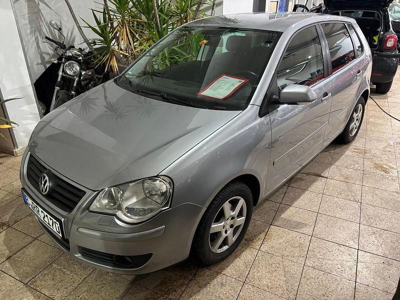 Silber Gebraucht 2009 VW Polo United Kleinwagen | 5.500 € (Etwas zu teuer) - Bild 1/4