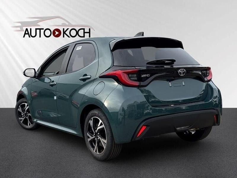 Neu Toyota Yaris Hybrid 2025 Andere