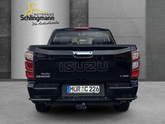 Gebraucht Isuzu D-Max 163 PS (119 kW) 2025 Onyx black Van