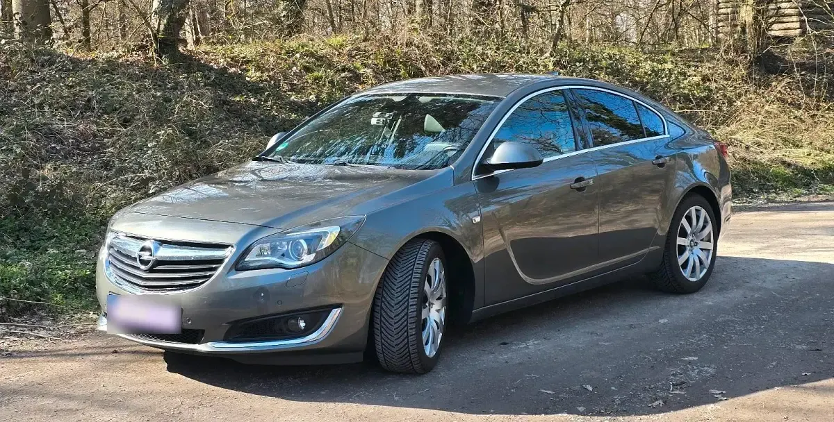 Gebraucht Opel Insignia 136 PS (100 kW) 2016 Grau Limousine