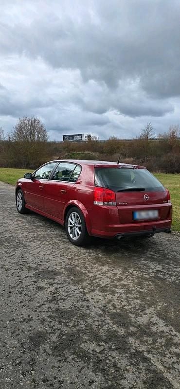 Gebraucht Opel Signum 155 PS (114 kW) 2007 Rot Kleinwagen
