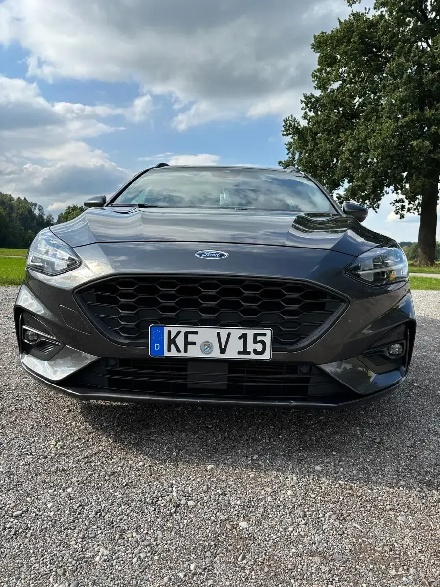 Gebraucht Ford Focus ST-Line 150 PS (110 kW) 2018 Grau Kombi