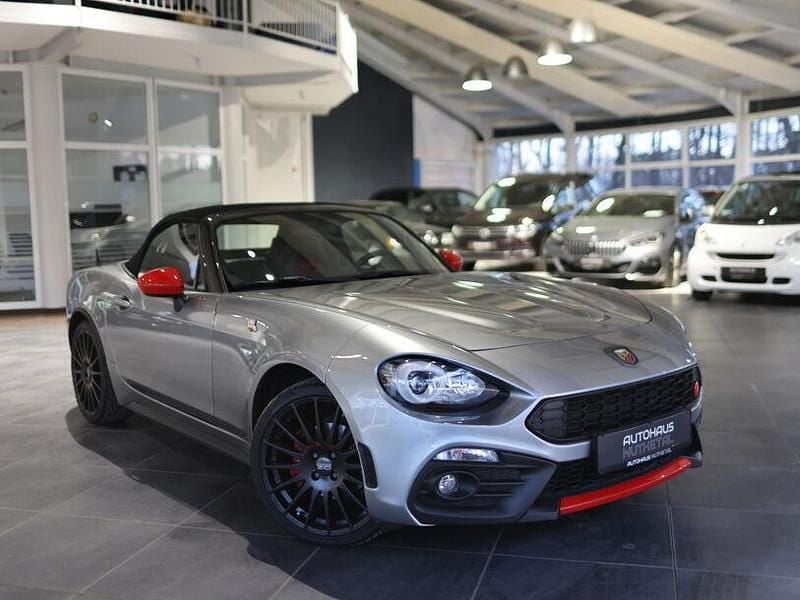 Second-hand Abarth 124 Spider 190 CP (139 kW) 2017 Argintiu Cabrio