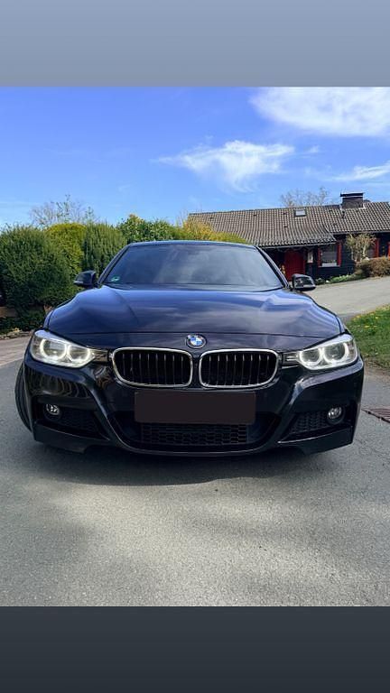 Usata BMW 318 Performance 143 CV (105 kW) 2013 Nero Berlina