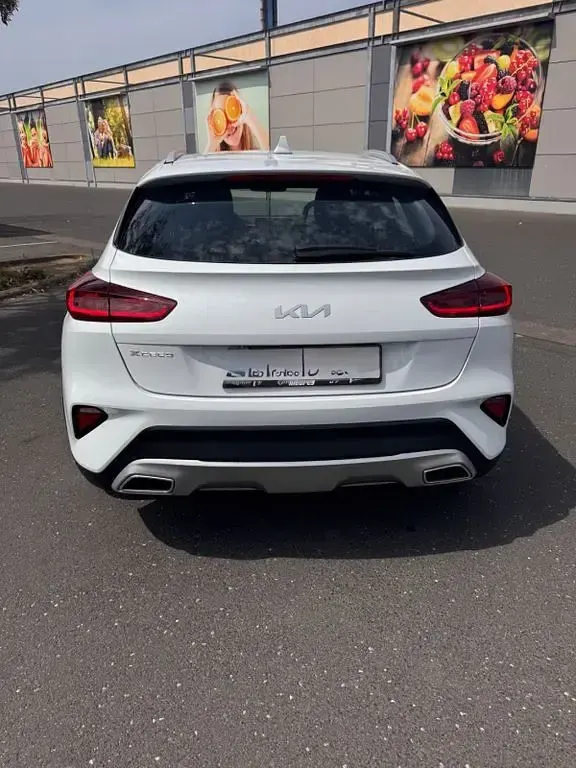 Gebraucht Kia XCeed Edition 7 160 PS (117 kW) 2022 Weiß SUV