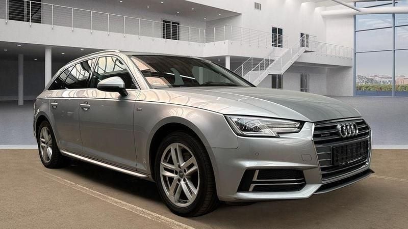 Silber Gebraucht 2018 Audi A4 Design Limousine | 12.500 € (Superpreis) - Bild 1/4