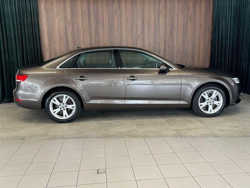 Gebraucht Audi A4 Sport 190 PS (139 kW) 2016 Braun Limousine