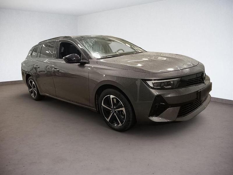 Gebraucht Opel Astra 145 PS (106 kW) 2025 Grau Kombi