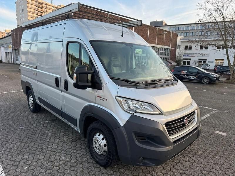 Gebraucht Fiat Ducato 150 PS (110 kW) 2017 Silber Van