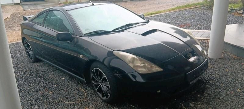 Schwarz Gebraucht 2002 Toyota Celica T2 Coupé | 1.250 € - Bild 1/4