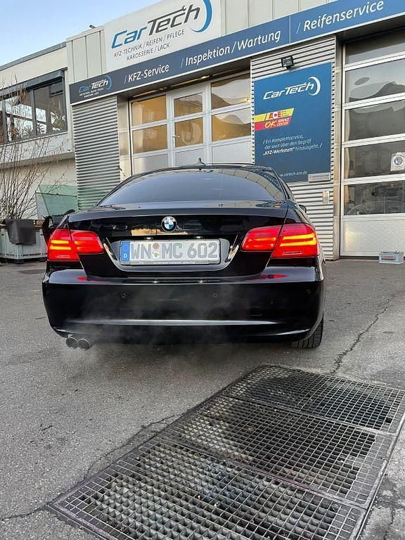 Gebraucht BMW 325 Efficient Dynamics 218 PS (160 kW) 2012 Schwarz Coupé