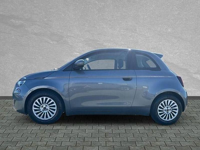 Gebraucht Fiat 500e Action 69 kW (95 PS) 2022 Mineral grau Kleinwagen