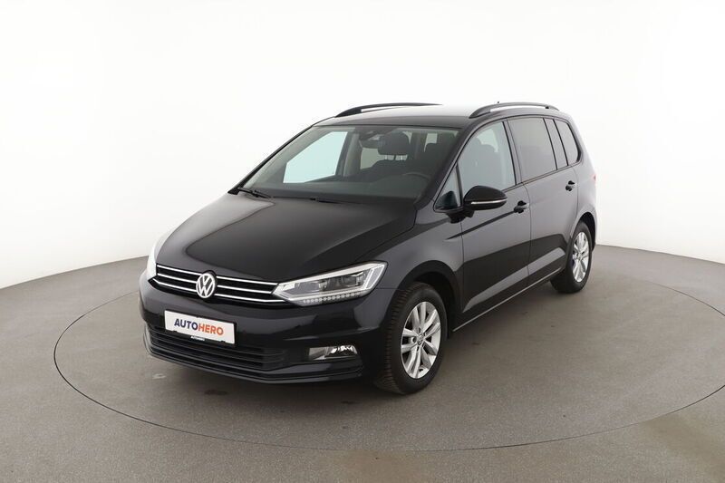 Schwarz Gebraucht 2016 VW Touran Comfortline Van / Kleinbus | 17.390 € (Fairer Preis) - Bild 1/4