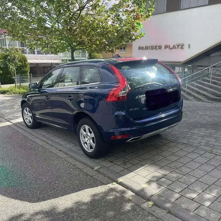 Gebraucht Volvo XC60 Ocean Race 181 PS (133 kW) 2014 Blau SUV