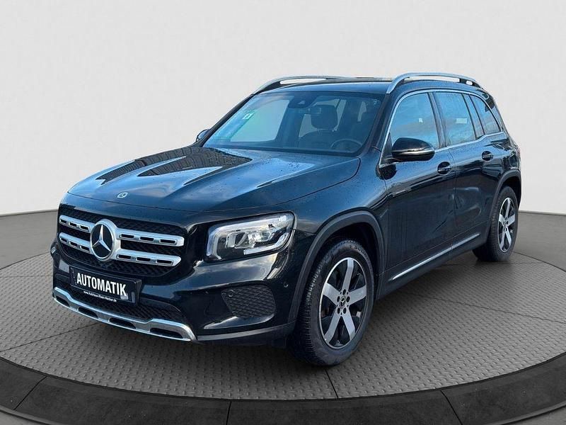 Schwarz Gebraucht 2022 Mercedes GLB200 SUV | 24.990 € (Teuer) - Bild 1/4