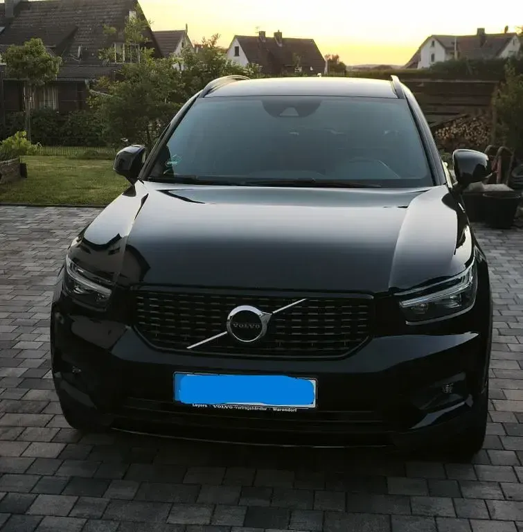 Gebraucht Volvo XC40 R-Design 190 PS (139 kW) 2020 Schwarz SUV