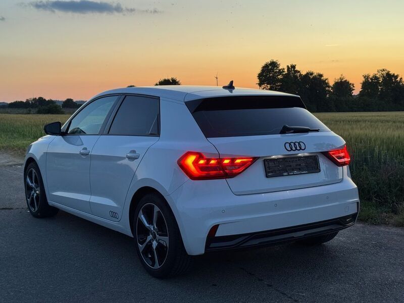 Weiß Gebraucht 2019 Audi A1 Kleinwagen | 18.200 € (Fairer Preis) - Bild 1/4