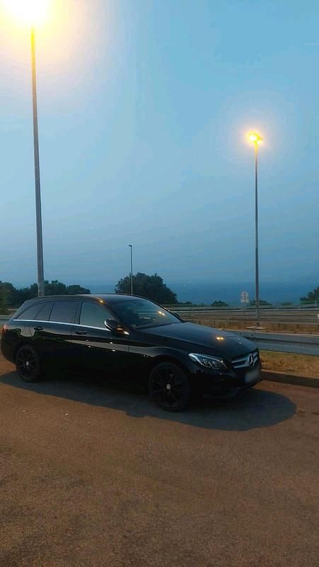 Gebraucht Mercedes C200 136 PS (100 kW) 2015 Schwarz Kombi