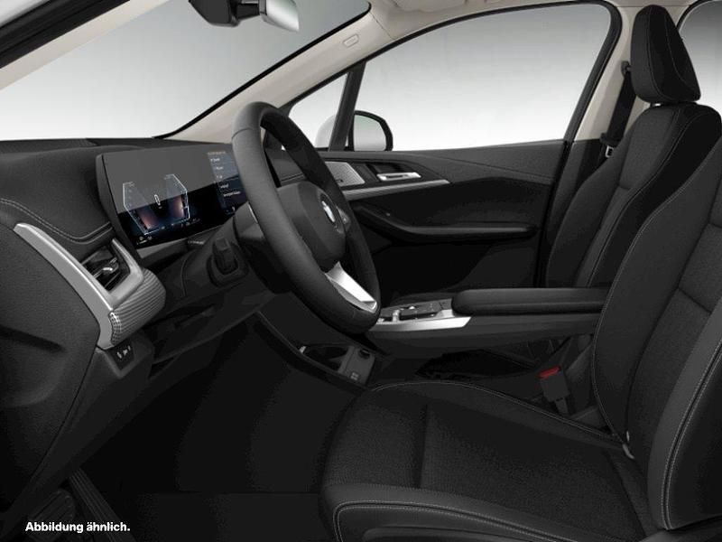 Weiß Gebraucht 2025 BMW 220 Active Tourer Van / Kleinbus | 34.030 € (Fairer Preis) - Bild 1/2