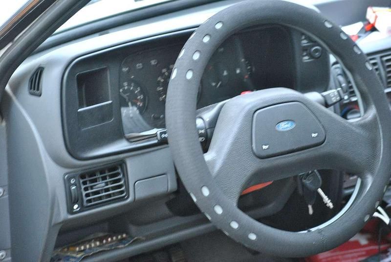 Second-hand Ford Escort 54 CP (39 kW) 1987 Berlinǎ