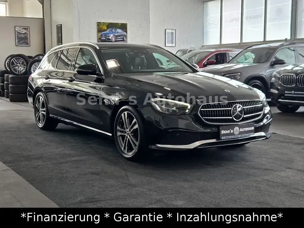 Gebraucht Mercedes 220 Avantgarde 200 PS (147 kW) 2022 Schwarz Limousine