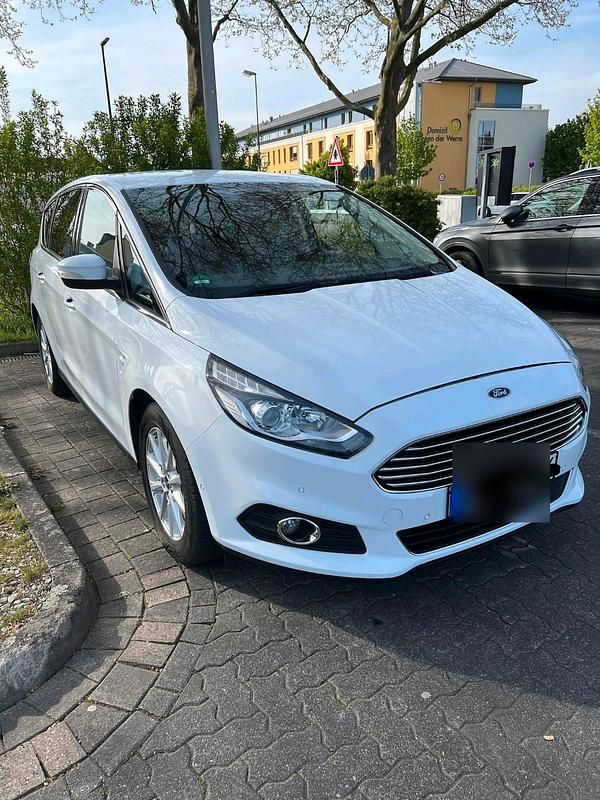 Gebraucht Ford S-MAX S 210 PS (154 kW) 2015 Weiß Van / Kleinbus