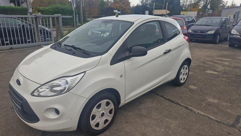 Weiß Gebraucht 2013 Ford Ka Kleinwagen | 1.500 € (Guter Preis) - Bild 1/4