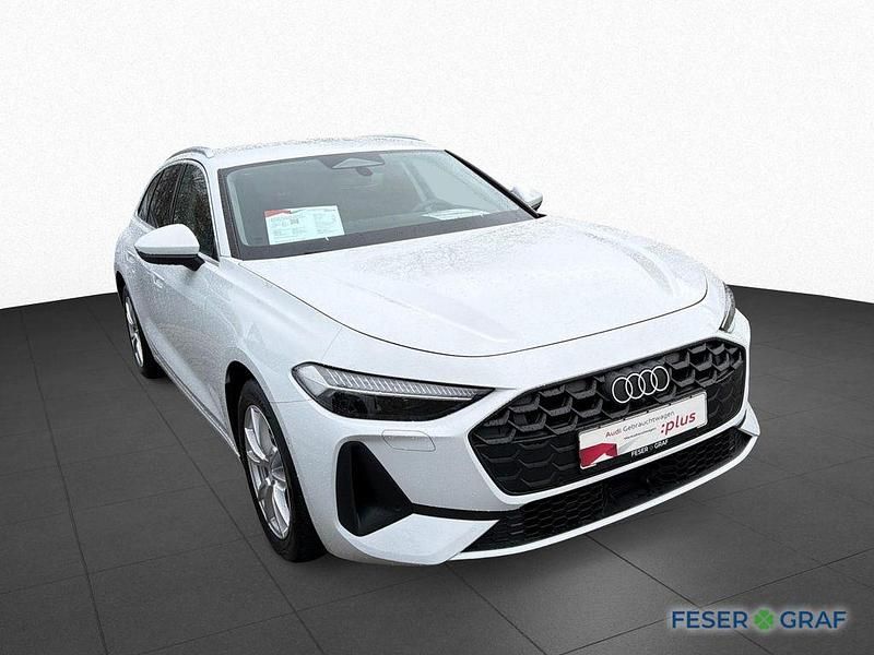 Gebraucht Audi A5 Ambiente 204 PS (150 kW) 2025 Gletscherweiß Kombi