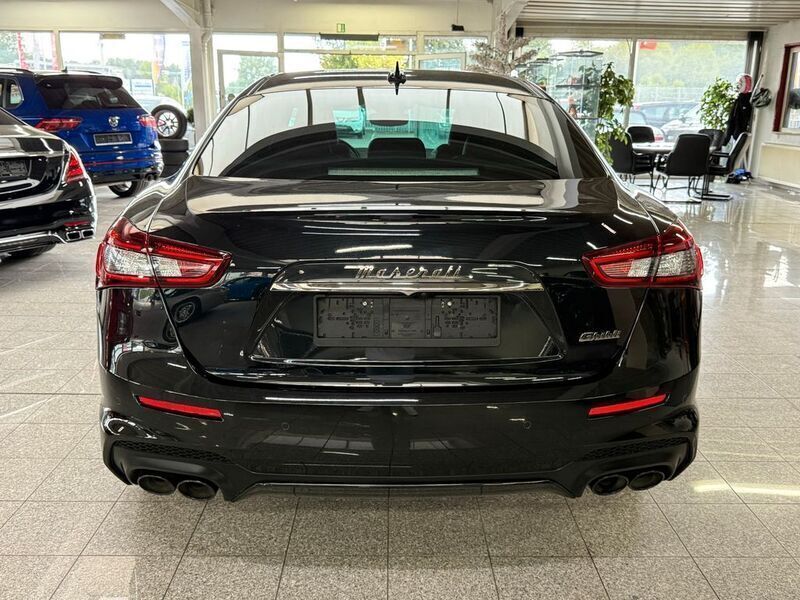 Gebraucht Maserati Ghibli 430 PS (316 kW) 2020 Schwarz Coupé