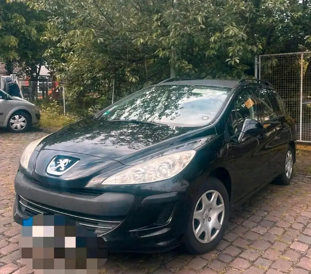 Gebraucht Peugeot 308 SW 140 PS (102 kW) 2011 Schwarz Kombi
