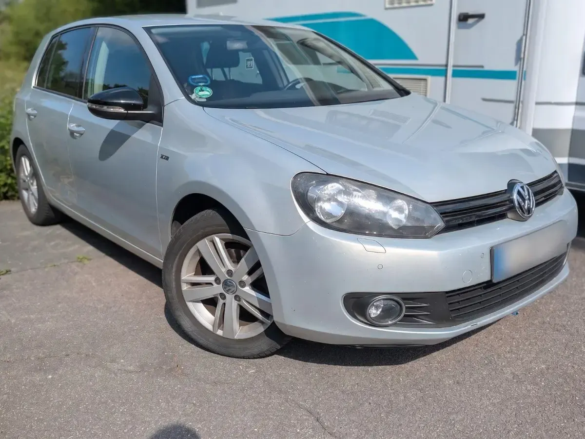 Gebraucht VW Golf VII Match 86 PS (63 kW) 2012 Silber Limousine