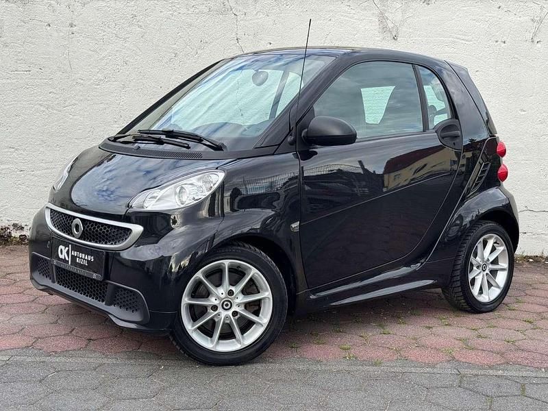 Schwarz Gebraucht 2014 Smart ForTwo Coupé Coupé | 5.990 € (Fairer Preis) - Bild 1/4