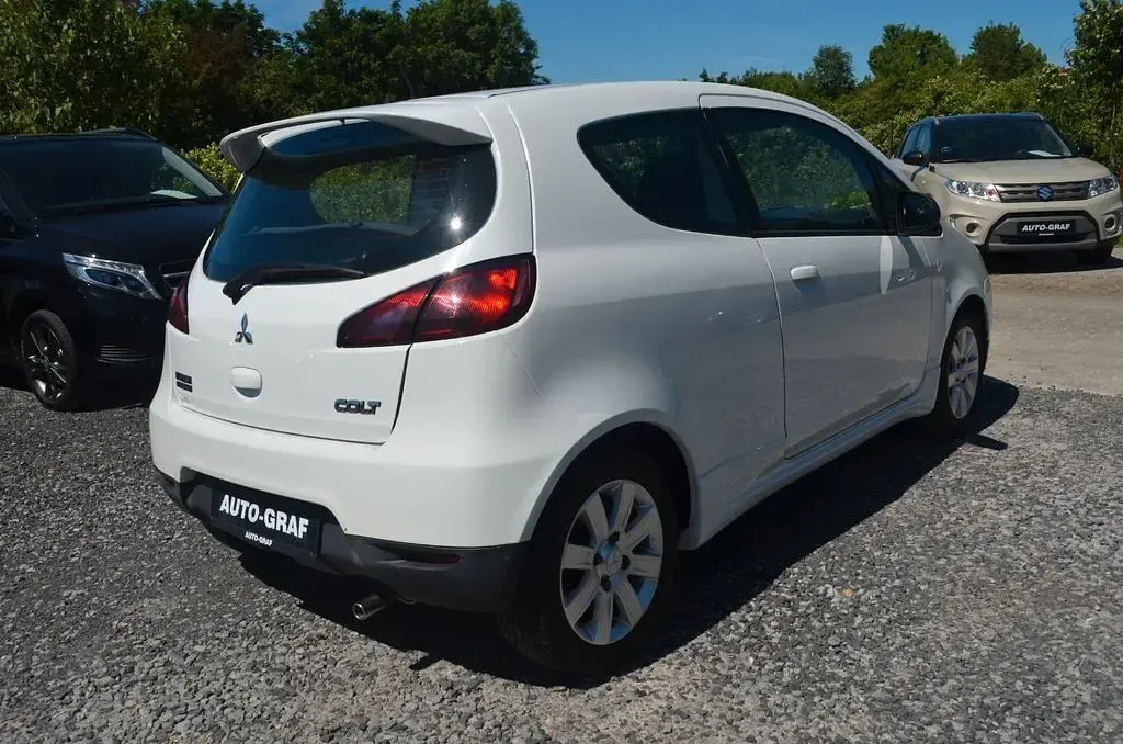 Gebraucht Mitsubishi Colt Edition 75 PS (55 kW) 2012 Weiß Kleinwagen