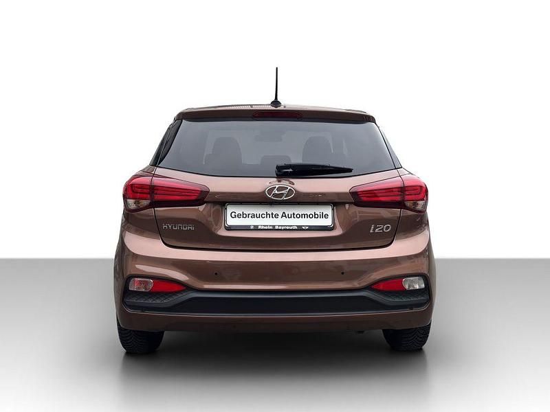 Gebraucht Hyundai i20 YES! 101 PS (74 kW) 2019 Cashmere brown uni Kleinwagen
