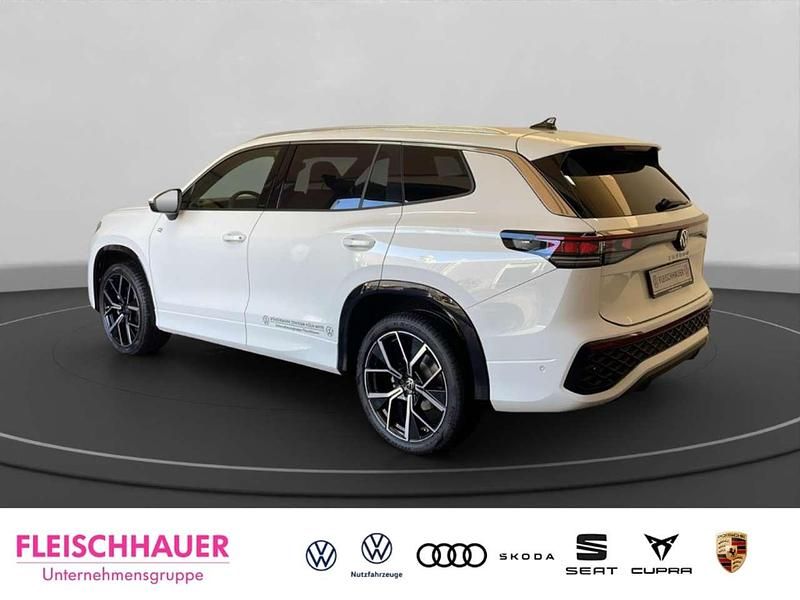 Gebraucht VW Tayron R-line 193 PS (141 kW) 2025 Pure white SUV