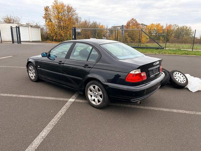 Gebraucht BMW 316 Performance 116 PS (85 kW) 1999 Schwarz Limousine