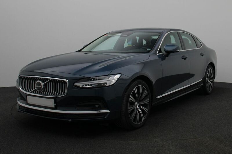 Blau Gebraucht 2023 Volvo S90 Limousine | 29.000 € - Bild 1/4