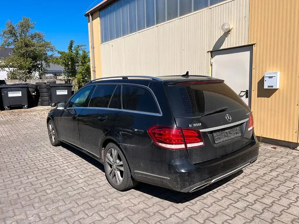 Gebraucht Mercedes E350 Avantgarde 252 PS (185 kW) 2014 Schwarz Kombi