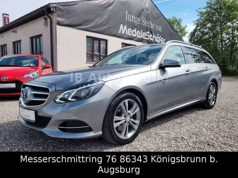 Schwarz Gebraucht 2014 Mercedes E250 Avantgarde Kombi | 13.950 € (Fairer Preis) - Bild 1/4