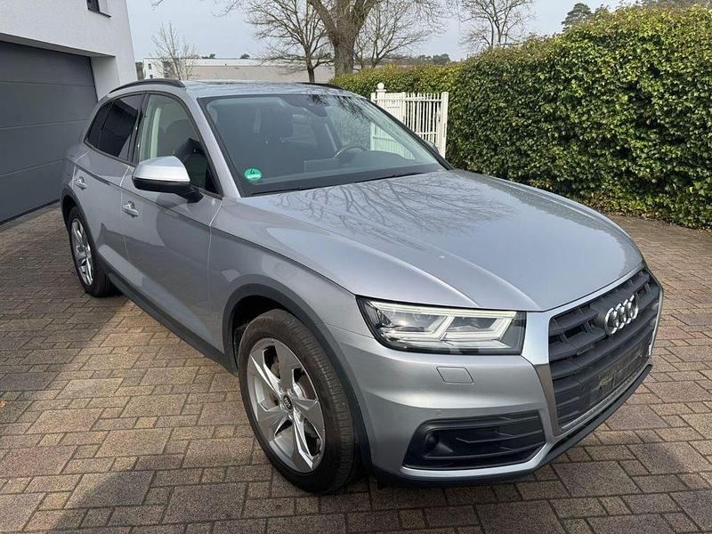 Second-hand Audi Q5 Sport 231 CP (169 kW) 2019 Argintiu SUV