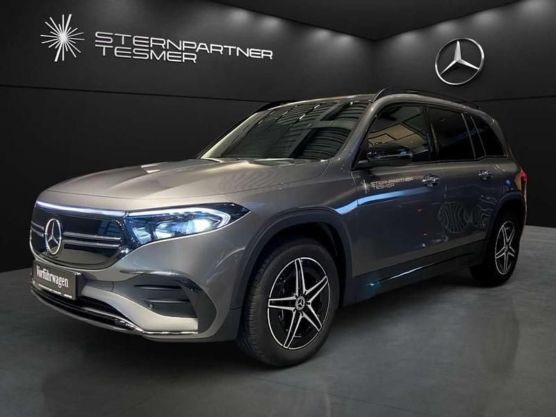 Metalliclack mountaingrau Gebraucht 2024 Mercedes EQB250 AMG SUV | 40.230 € (Etwas zu teuer) - Bild 1/3