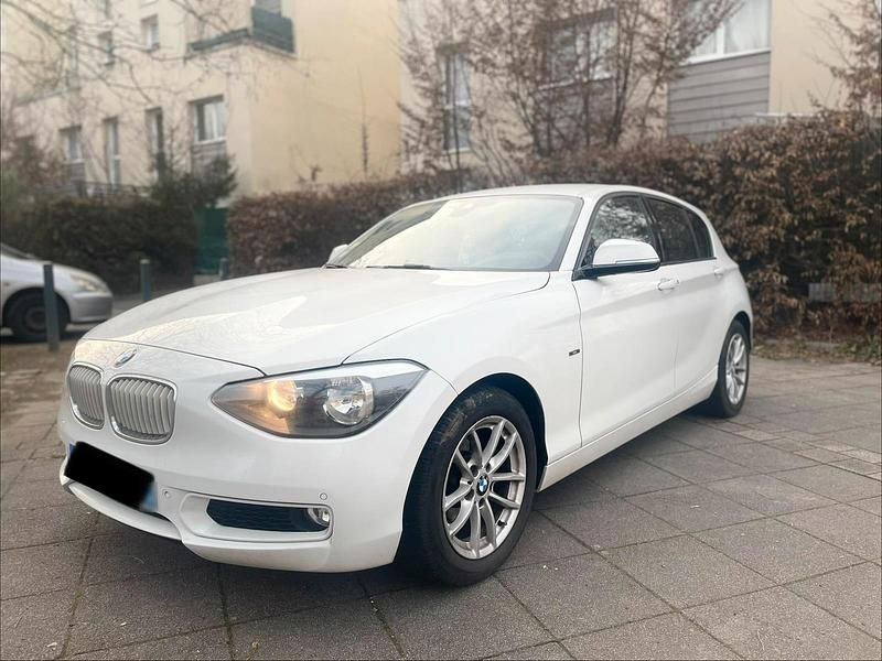 Gebraucht BMW 116 116 PS (85 kW) 2012 Weiß Kleinwagen