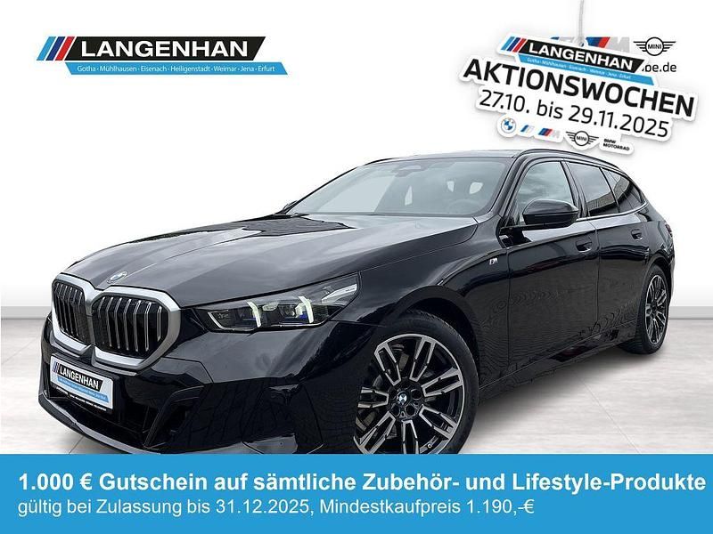 Schwarz Gebraucht 2024 BMW 520 M Sport Kombi | 55.940 € (Fairer Preis) - Bild 1/4