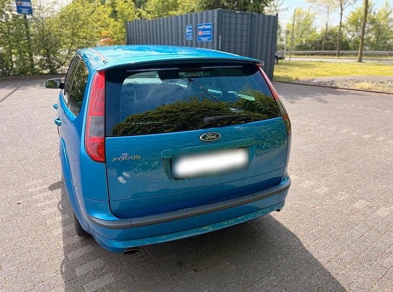 Second-hand Ford Focus 125 CP (91 kW) 2007 Albastru Break