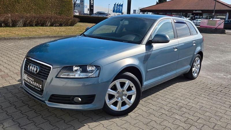 Gebraucht Audi A3 Ambiente 140 PS (102 kW) 2009 Blau Kleinwagen